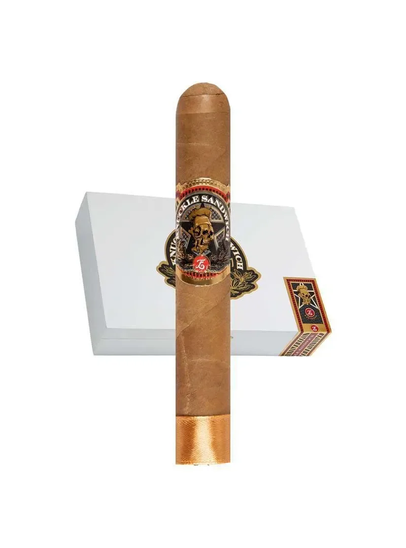 Knuckle Sandwich Connecticut Robusto